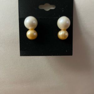 Meg Carter Designs - Pearl & Little Beige Stud Earrings